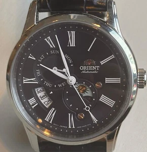 Orient Bambino Sonne & Mond blaues Zifferblatt blaues Lederband Herrenuhr RA-AK0011D10B - Bild 1 von 8