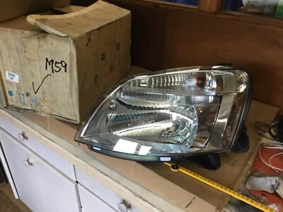 GENUINE PEUGEOT partner Citroen berlingo FRONT left HEADLIGHT HEADLAMP 6204ZC - Image 1 of 4