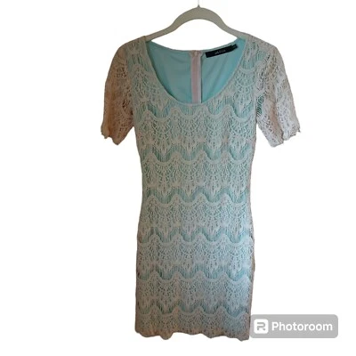 ark & co  Ivory Lace Dress With Aqua Lining Size S - Image 1 of 4