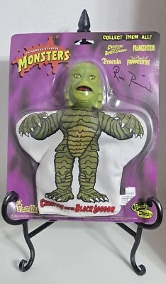 Marioneta de mano Funko Criatura de la Laguna Negra firmada por Ricou Browning Foto 1 de 3
