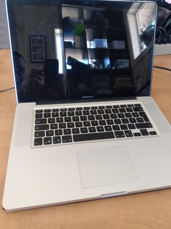 Apple MacBook Pro 15インチ Late 2011 訳あり Apple MacBook Pro 15インチ Late 2011 訳あり MacBook本体