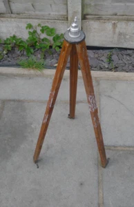 Treppiede fotocamera vintage regolabile in legno - oggetti di scena decorazione o ricambi o riparazione - Foto 1 di 13