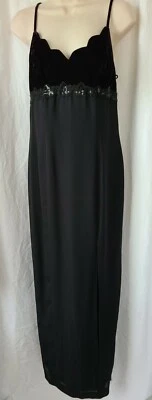 Vestido Jump Apparel Co Negro Terciopelo Lentejuelas Correa Espagetti Nuevo con Etiquetas Talla 7/8 Foto 1 de 4