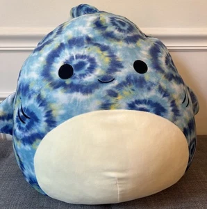 Squishmallow 17 Zoll Luther der Hai blau Plüschtier Batikmuster Etiketten-RAR - Bild 1 von 14