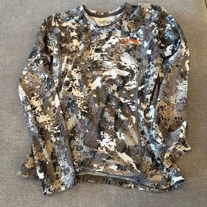 Sitka Women’s Lightweight Hunting Shirt Base Layer Optifade Size Medium - Picture 1 of 6