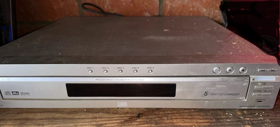 Sony DVP-NC600 5-Disc Carousel DVD CD Player Changer With Remote - Image 1 of 1