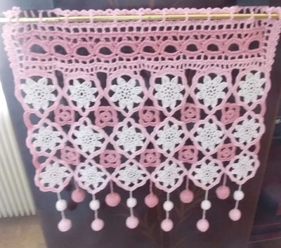 BRISE-BISE RIDEAU CROCHET  MAIN ARTISANAT FRANCAIS SUR MESURE ETOILES ROSES - Photo 1/4