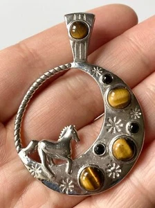Karis sterling silver tiger’s eye black onyx horse Pendant - Picture 1 of 7