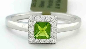 LAB CREATED 0.50 Cts PERIDOT & WHITE SAPPHIRE RING .925 Silver - NEW WITH TAG - Picture 1 of 4