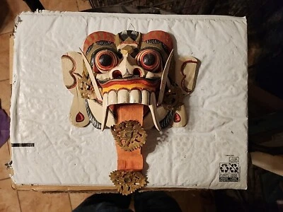 Antiga máscara de madeira demônio Bali Rangda [RARA] - Imagem 1 de 4