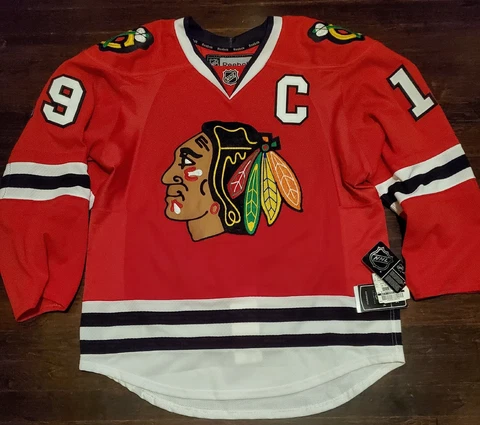Chicago Blackhawks Jersey Authentic MIC Reebok Edge 2.0 Jonathan Toews 50 Cover