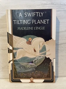 1978 A Swiftly Tilting Planet (Wrinkle in Time) by Madeleine L'Engle - Picture 1 of 5