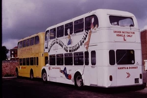 ¿Mancuernas y dorset originales de autobús 1980 KMW 109? Ref 9323 - Imagen 1 de 1