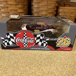 NEU 2000 Racing Champions Coca-Cola 26 Maßstab 1:24 1 von 1800 Coke - Bild 1 von 5