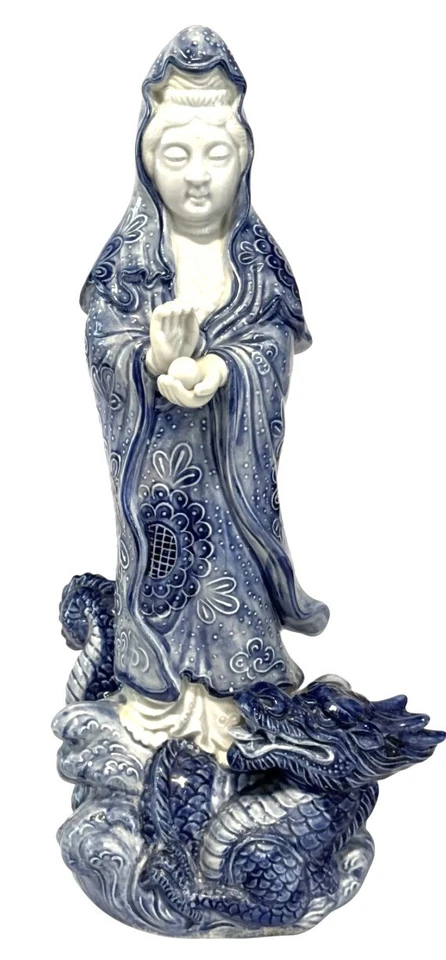 Quan Yin Buddha Statue - Image 1 of 4