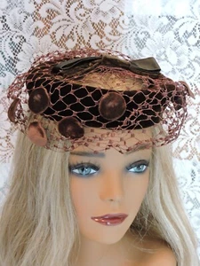 Vintage Ladies Brown Velvet Juliette Ring Hat with Face Net & Velvet Discs - Picture 1 of 5