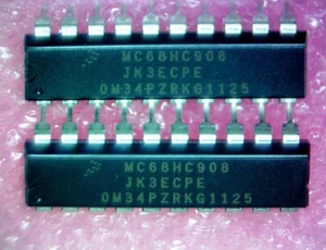 MC68HC908JK3ECPE ***NEW*** 20 pin DIP.  QTY=2. 8-BIT MCU - Picture 1 of 2