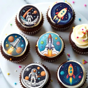 Astronaut Weltall Muffinaufleger Tortenbild Party Deko Geburtstag Rakete essbar - Bild 1 von 2