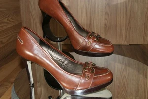 Talbots women 8 Mary Jane Brown Heels Pumps Genuine Leather classy Brazil ! - Picture 1 of 12