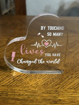 🩺 Nurses Acrylic Heart Plaque–Nurse Gift | Healthcare Worker Recognition Décor - Image 1 of 3