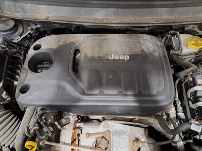 Крышка двигателя 2020 Cherokee Sku No4272269 - Изображение 1 из 4