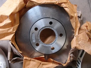 x2 2268027 Front Brake Disc For 2002-2013 Ford Transit Connect - Picture 1 of 3