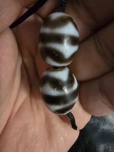 Old Tibetan Dzi   - Picture 1 of 4