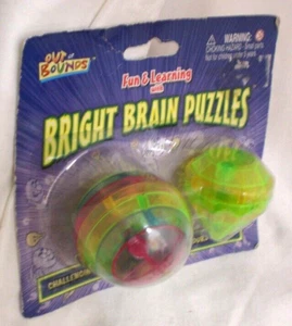 PLASTIC 3 D PUZZLE BALL AND DIAMOND SET NEW DAMAGED PACKAGING - Picture 1 of 1