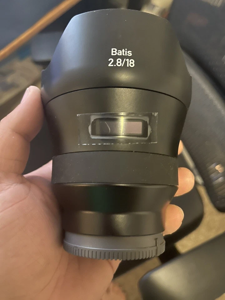 ZEISS Batis 2136-691 18mm f/2.8 Lens for Sony E -Black - Image 1 of 1