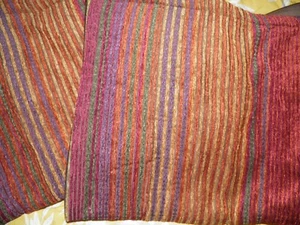 Par de fundas de almohada tamaño KING Croscill Home Plateau (2) a rayas - Imagen 1 de 4
