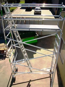 Aluminium "ECONOSCAFF" Scaffolding, 450KG Mobile Scaffold - 6.7m Reach Height - Picture 1 of 4
