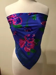 Sciarpa in seta floreale nuova con etichetta originale vintage made in Japan Liz Claiborne 31" Sq - Foto 1 di 4