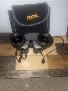 Vanguard Binoculars KR-1050W 10x50 mm Field Of View 336 Ft/1000 Yds with Case - Picture 1 of 2