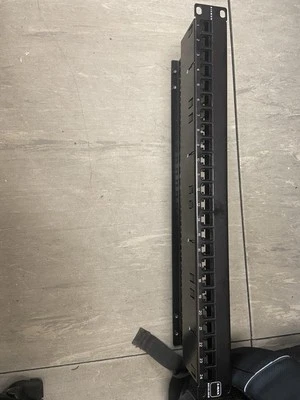 Siemon Original  24 Port Patch Panel Z6AS-PNL-24K 22250-08 £29 each bulk offers - Image 1 of 4