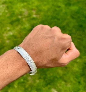 Sikh Kara Silver Plated Laser Engraved Khanda Singh Kaur Khalsa Bangle Kada A8R - Picture 1 of 7
