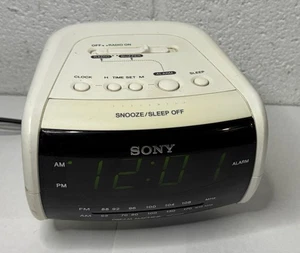 Sony ICF-C112 Dream Machine - Off White Alarm Clock AM/FM Radio Snooze-Working - Picture 1 of 9