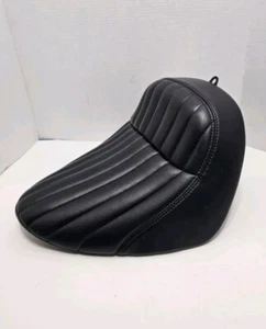 Harley Davidson FXBB Street Bob Softail Solo Seat 2018-2020 OEM ~ Black - Picture 1 of 15