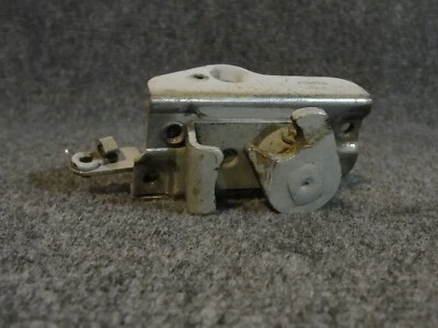 Pestillo de resorte de metal para puerta de bahía/equipaje de autobús Vanhool Coach Foto 1 de 4