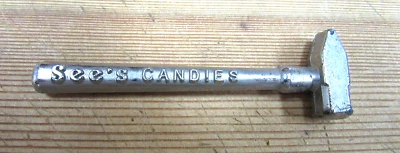 "Pisapapeles de metal fundido publicitario martillo caramelo See's Candies vintage 3,5""" Foto 1 de 3