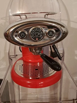 Illy Iperespresso Macchina Per Caffè X7.1 per Capsule Rossa - Immagine 1 di 4