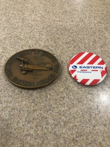 Medallón de bronce conmemorativo Eastern Airlines 50 años de servicio - Imagen 1 de 5