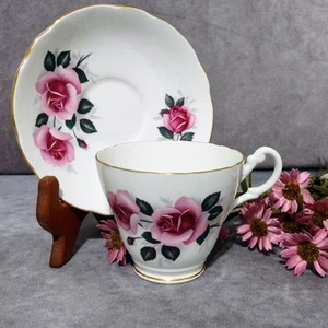 ROYAL ASCOT VINTAGE TEA CUP & SAUCER - MIXED FLORALS - BONE CHINA - ENGLAND - Picture 1 of 6