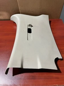 2005 Dodge Ram 2500 3500 Passenger Side Upper B Pillar 5GR30TRMAC - Picture 1 of 5