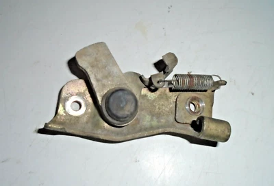 Soporte de resorte de retorno de freno trasero OEM Honda Elite CH125 CH150 CH150D CH 125 150 D Foto 1 de 2