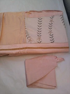 Curtains Ready Made Tape Top Pencil Pleat Floral Patchwork Flowers 64 x 54 Pink  - Picture 1 of 5