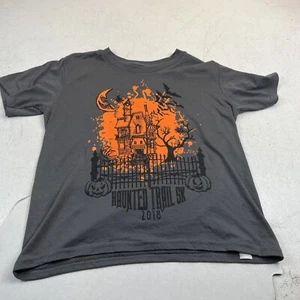 Kids Halloween T-Shirt. Haunted Trail 5K. Medium. Gray With Graphics. 2018 - Picture 1 of 8