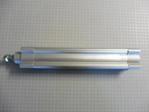 1 x Festo Pneumatikzylinder DSBC-40-200-03-PPSA-N3; 3660771 - Bild 1 von 4