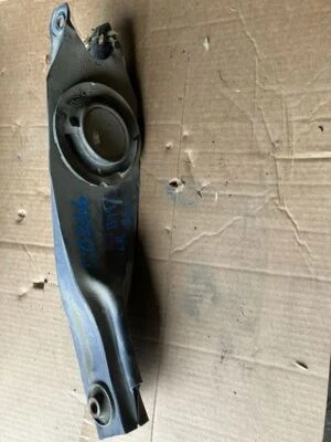 Brazo de control inferior brazo de localización trasero asiento de resorte trasero compatible con 07-12 SANTA FE 551683 Foto 1 de 4