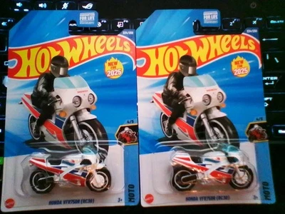 TWO SET 2025 HOT WHEELS MAINLINE #224 CASE M HONDA VFR750R (RC30) SERIES MOTO  - Image 1 of 4