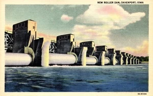 Postcard new roller damn, Davenport, Iowa - Picture 1 of 2